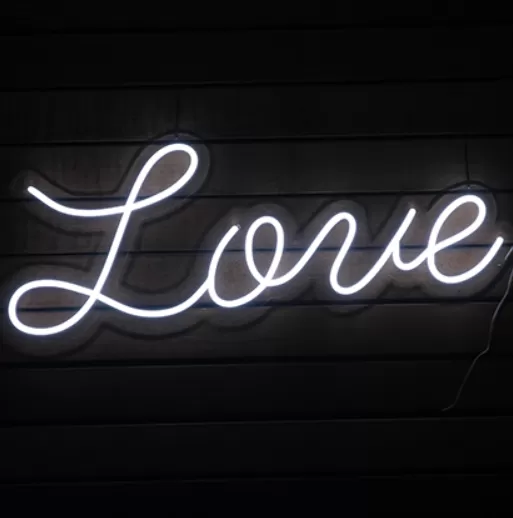 LED užrašas, LOVE, 1 vnt.